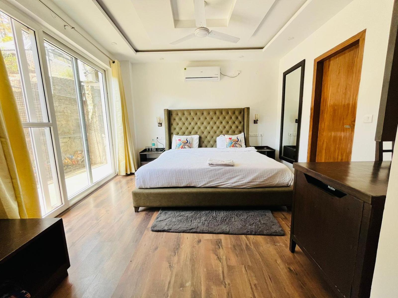 Bed and Breakfast Weekend Vibes Касаулі Екстер'єр фото